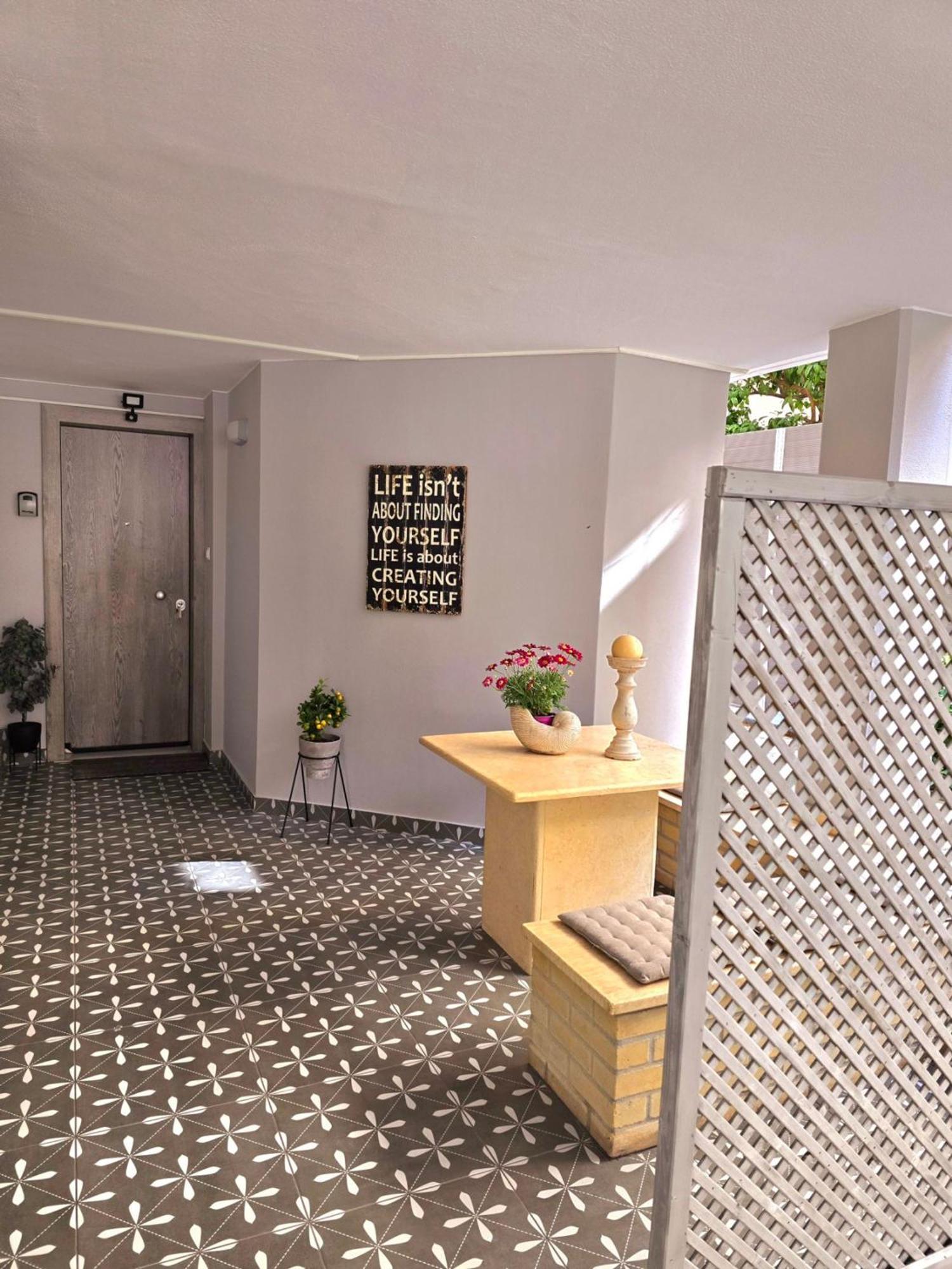 Glyfada'S Cosy Apartments Athen Exterior foto